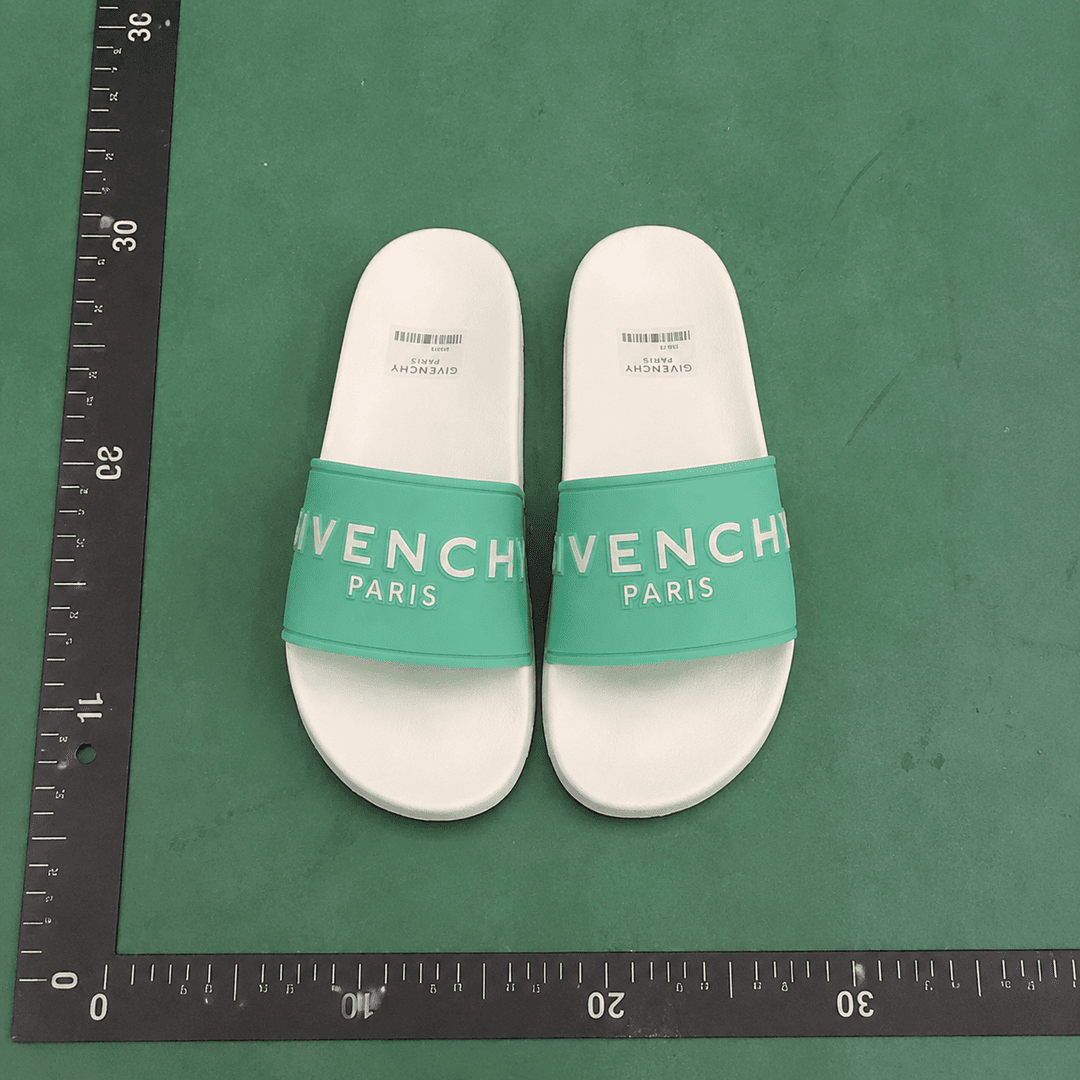 Givenchy Accessory QC: Hardware, Edges, Logos Checklist